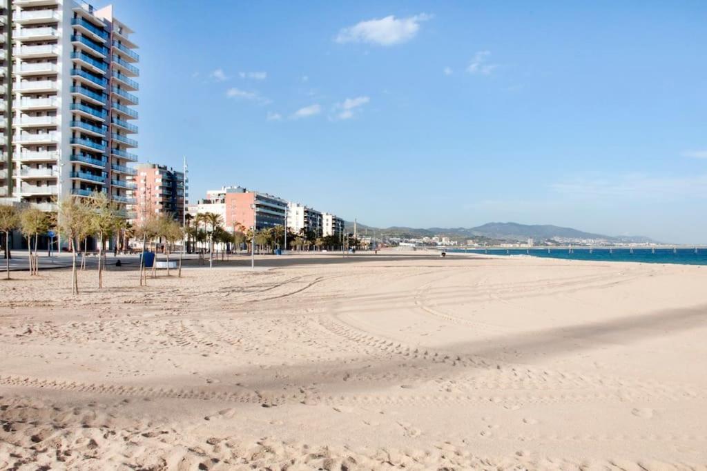 Appartement Apartamento Cerca Del Mar à Badalona Extérieur photo